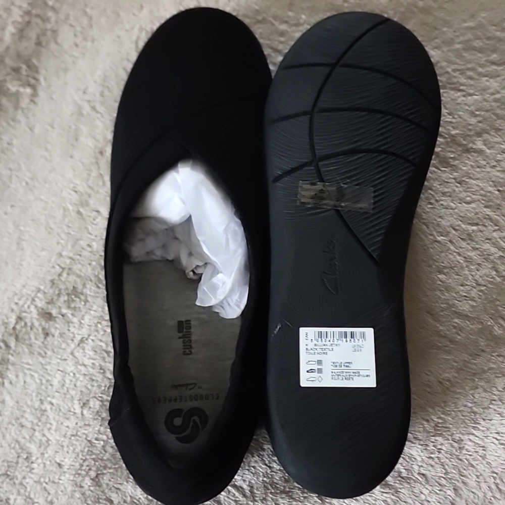Clark shoes 9m NWOT